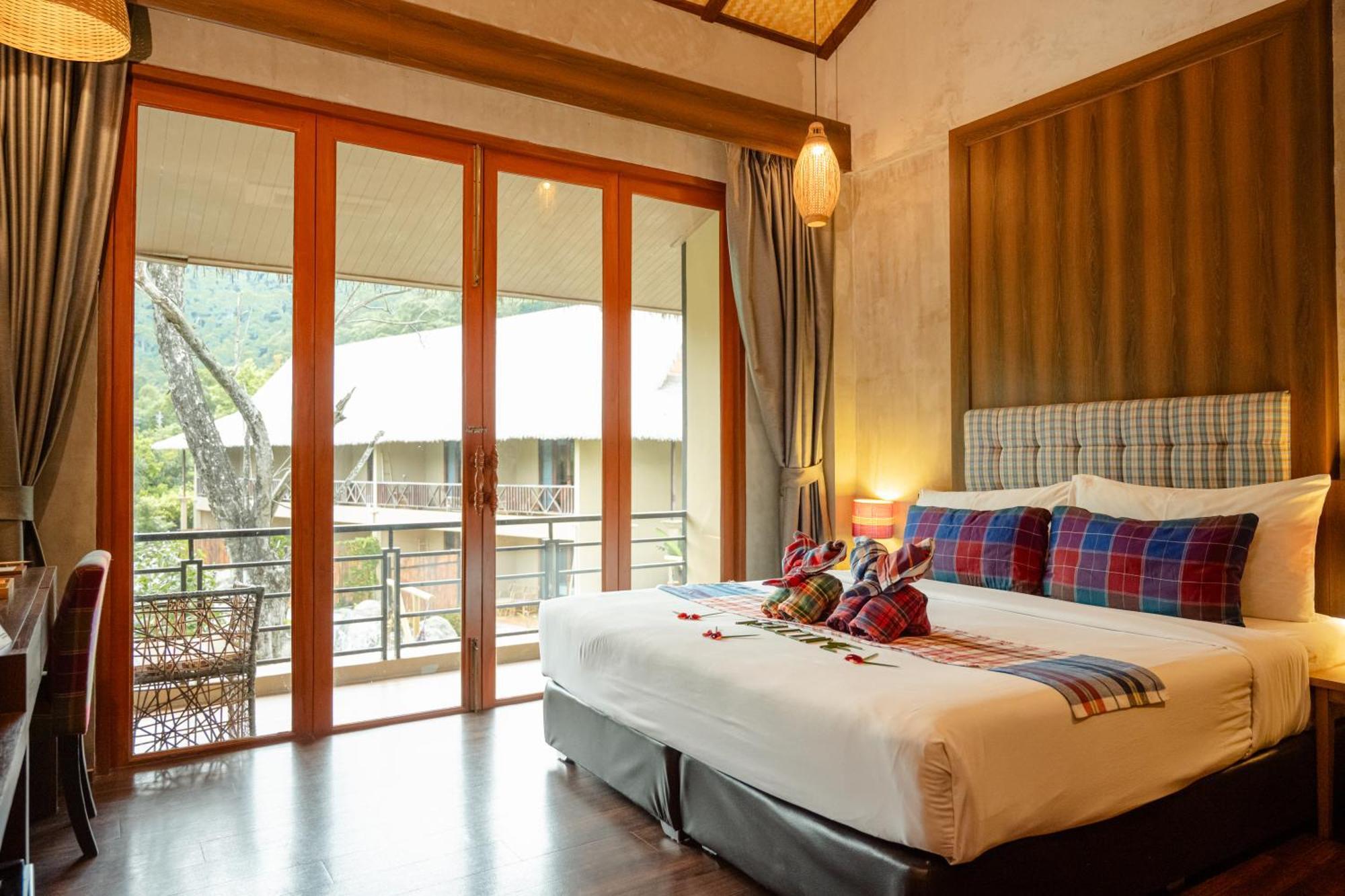 Recall Isaan Isan Concept At Khaoyai Sha Extra 5*