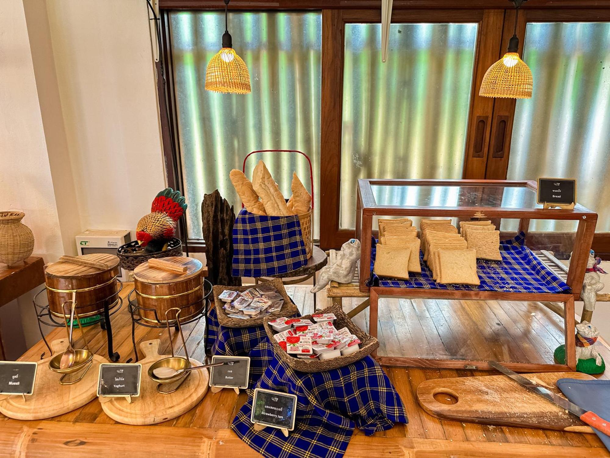 Hotel Recall Isaan Isan Concept At Khaoyai Sha Extra Mu Si